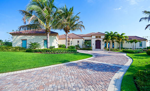 Best Driveway Pavers Near Me  in Mount Clemens, MI