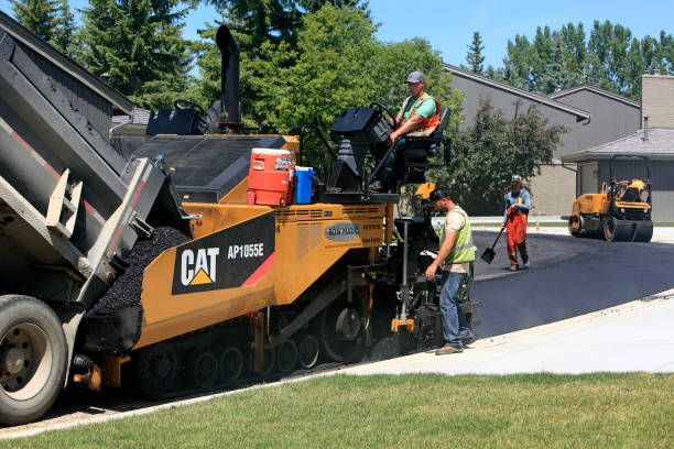 Best Affordable Driveway Pavers  in Mount Clemens, MI